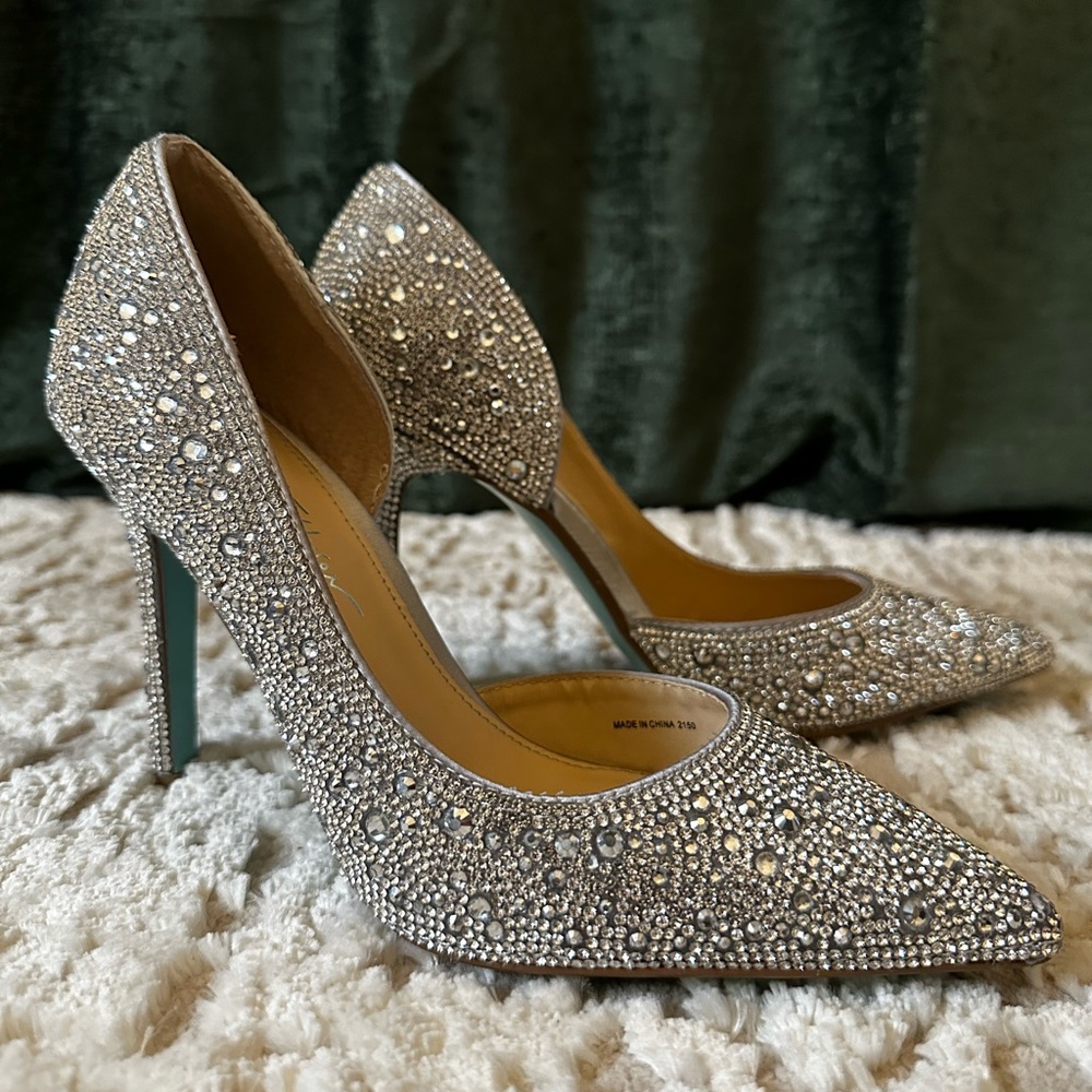 Blue by Betsey Johnson Hazil Pumps